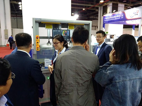 艾普智能儀器—展會現(xiàn)場