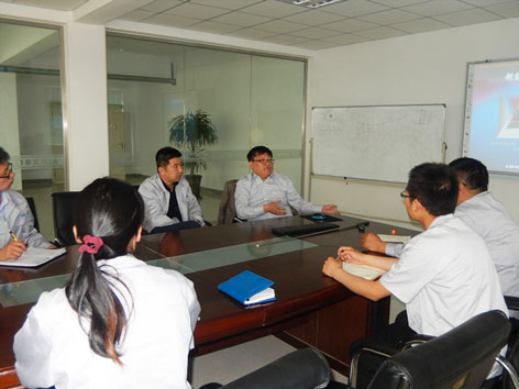 艾普智能儀器—國(guó)內(nèi)知名大學(xué)教授來我司進(jìn)行電機(jī)技術(shù)交流與項(xiàng)目洽談交流現(xiàn)場(chǎng)