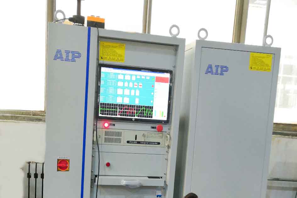 三相電機(jī)定子綜合測試系統(tǒng)應(yīng)用現(xiàn)場