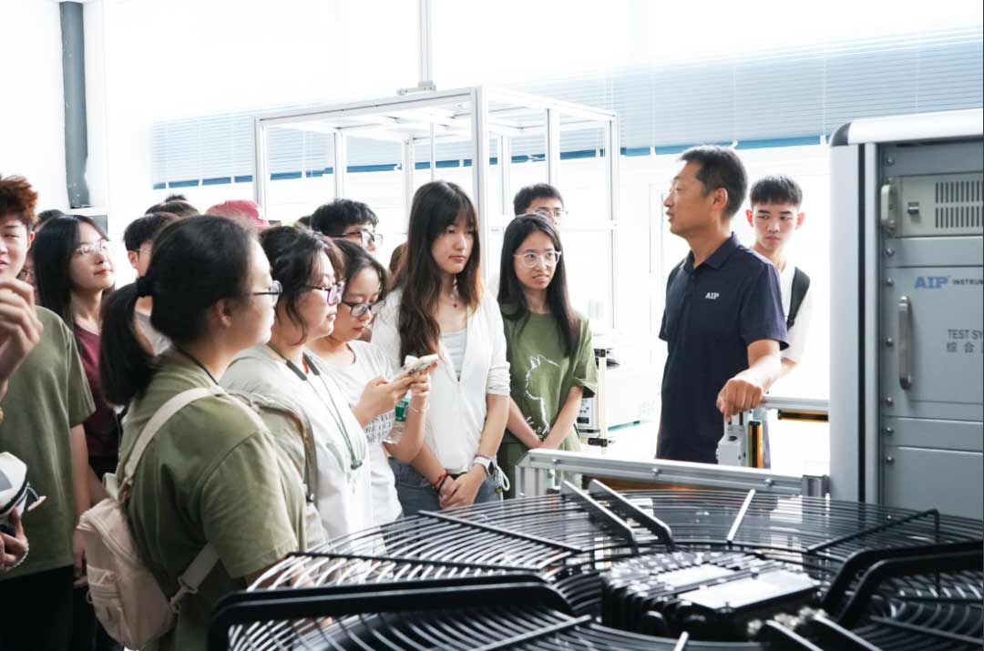 中國石油大學（華東）師生走進艾普智能，攜手共促產(chǎn)學研深度融合