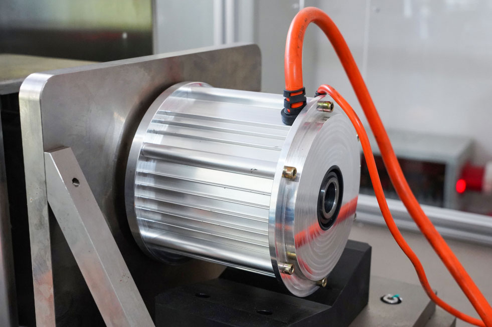 低速電動(dòng)車電機(jī)測(cè)功機(jī)測(cè)試方案—AIP艾普